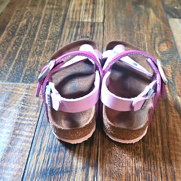 Birkenstock‎ Two Toned Pink Kids Sandals - Picture 4 of 8